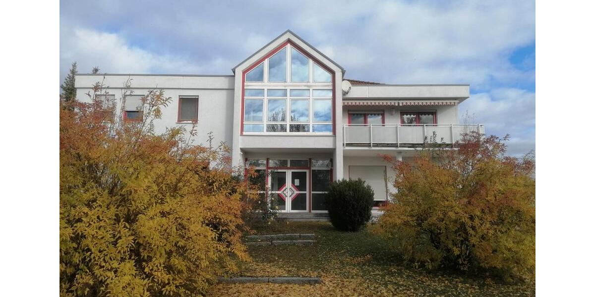 Einfamilienhaus Herrieden - 10 Zimmer, 300 m&sup2;, 1.150.000&euro; | Angebot:26661611