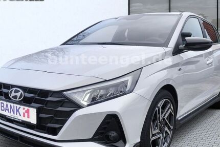 Hyundai i20 15.803 km 15.990 &euro; Flörsheim am Main 65439