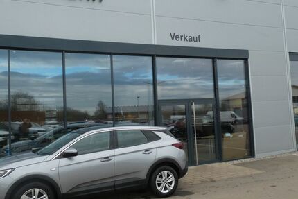 Opel Grandland (X) 118.500 km 13.450 &euro; Bad Saulgau 88348