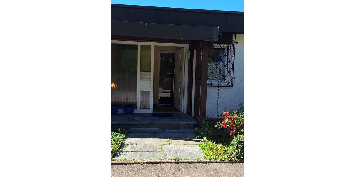 Einfamilienhaus Sankt Georgen im Schwarzwald - 7 Zimmer, 190 m&sup2;, 375.000&euro; | Angebot:26324759