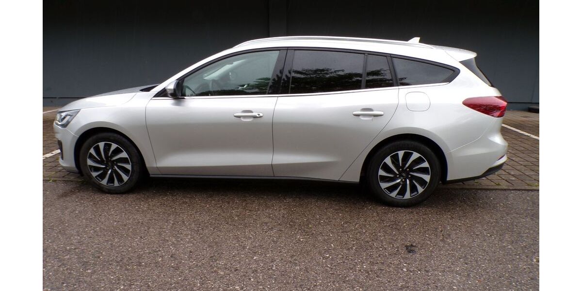Ford Focus 92.122 km 15.777 &euro; Rosenheim 83026