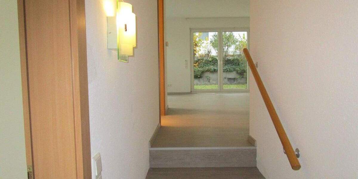 KL- Kaiserberg - helle, lichtdurchflutete 3 Zimmer- Wohnung mit Terrasse und kleinem Garten 3 zimmer