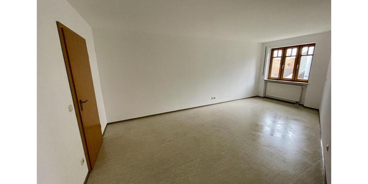 Etagenwohnung Treuchtlingen - 3 Zimmer, 87 m&sup2;, 225.000&euro; | Angebot:27013816