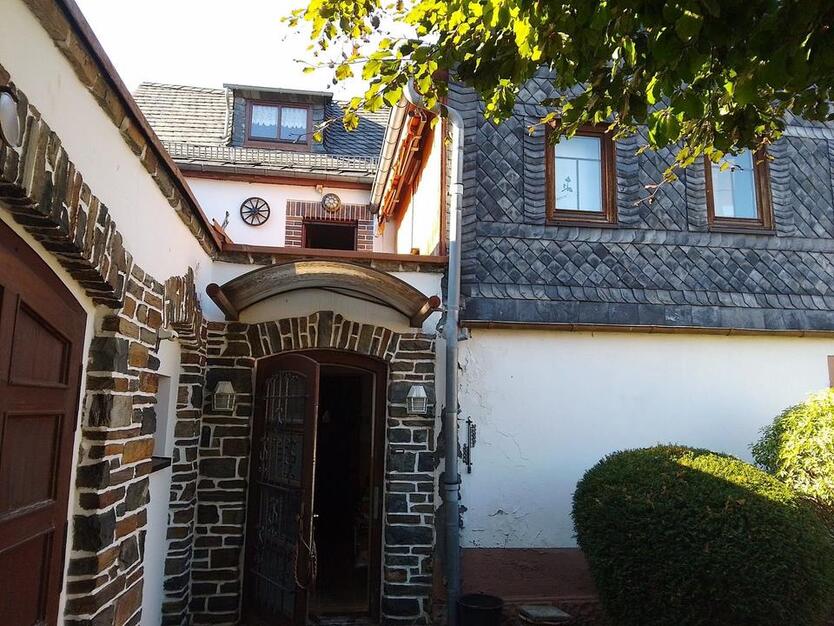 Frei stehendes Einfamilienhaus - Haus steht in Mülsen bei Zwickau zimmer