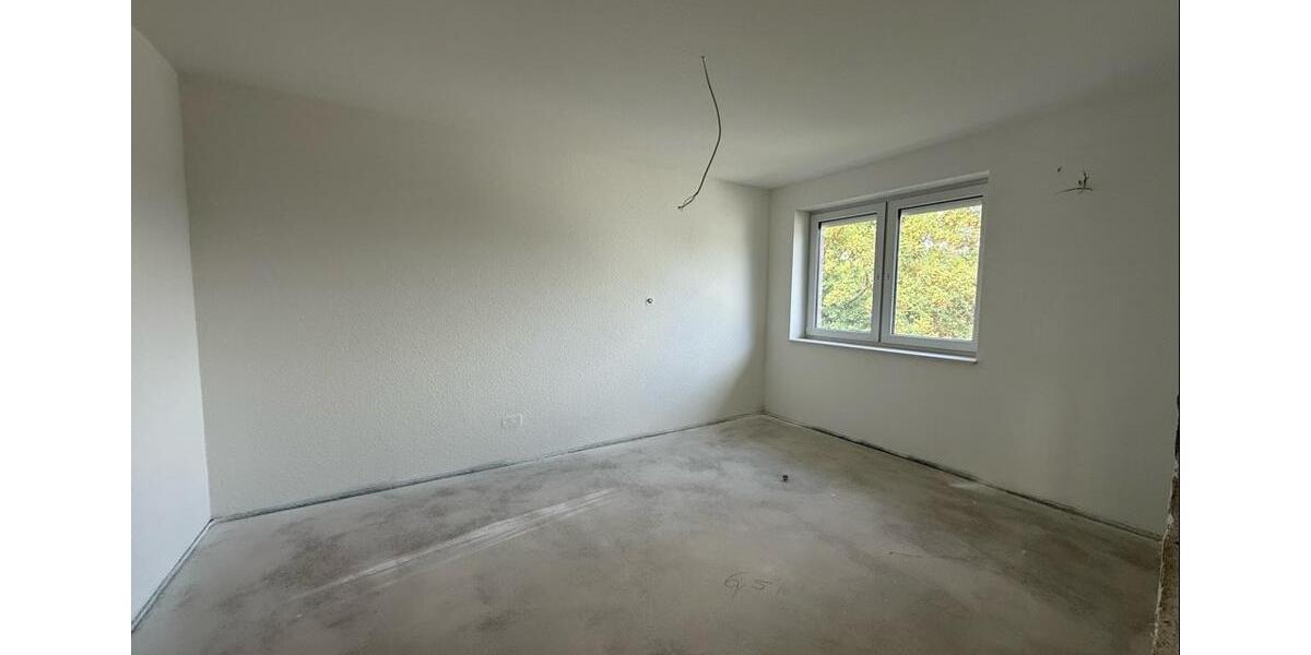 Dachgeschoßwohnung Zetel - 2 Zimmer, 77 m&sup2;, 885&euro; | Angebot:22266596