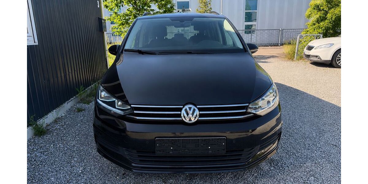 VW Touran 163.000 km 14.499 &euro; Sindelfingen 71069