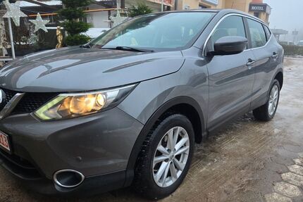 Nissan Qashqai 117.000 km 9.900 &euro; Lübeck 23568