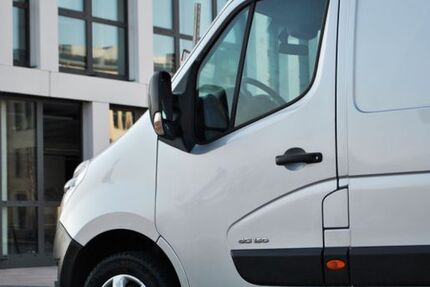 Renault Master 120.000 km 12.450 &euro; Raunheim 65479