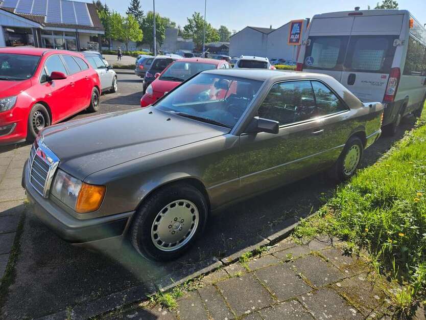 CE 300