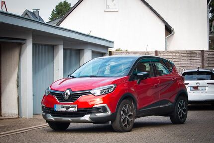 Renault Captur 62.000 km 10.900 &euro; Siegburg 53721