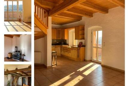 Wohnung Eschenbach in der Oberpfalz - 7 Zimmer, 180 m&sup2;, 1.300&euro; | Angebot:25570365