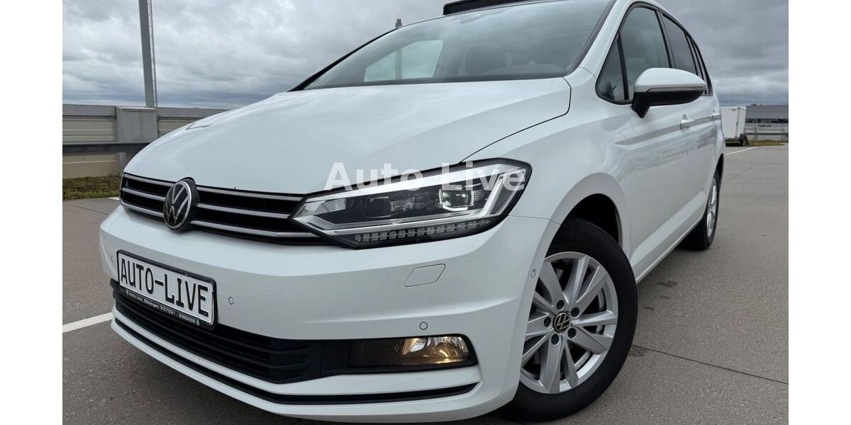 VW Touran 146.200 km 22.990 &euro; Böblingen/Stuttgart 71034