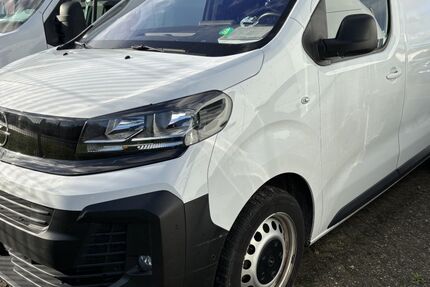 Opel Vivaro 49.203 km 20.490 &euro; Wilhelmshaven 26389