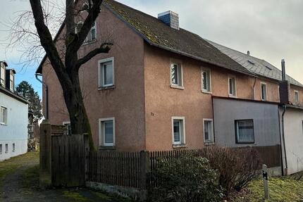 Landwirtschaftliches Wohngebäude mit angebautem Nebengebäude 6 zimmer