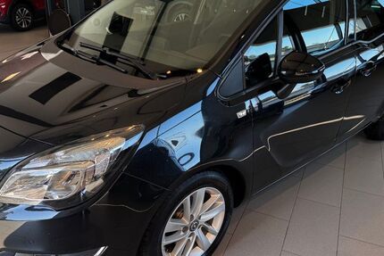 Opel Meriva 117.979 km 7.490 &euro; Bad Endorf 83093