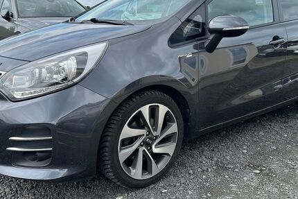 Kia Rio 121.103 km 9.850 &euro; Bergheim 50127