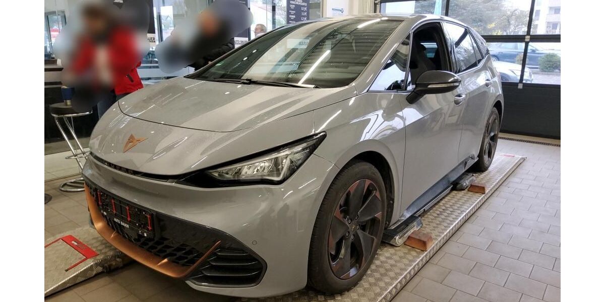 Cupra Born 24.550 km 25.990 &euro; Peine 31226