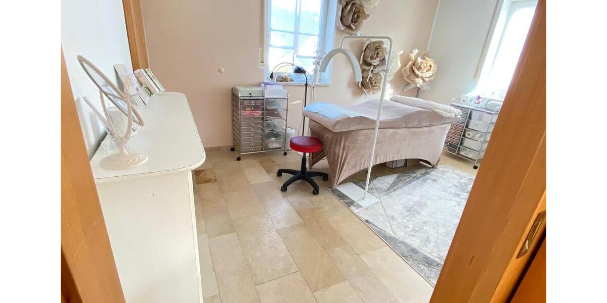 Einfamilienhaus Altenmünster - 6 Zimmer, 225 m&sup2;, 1.900&euro; | Angebot:24610377