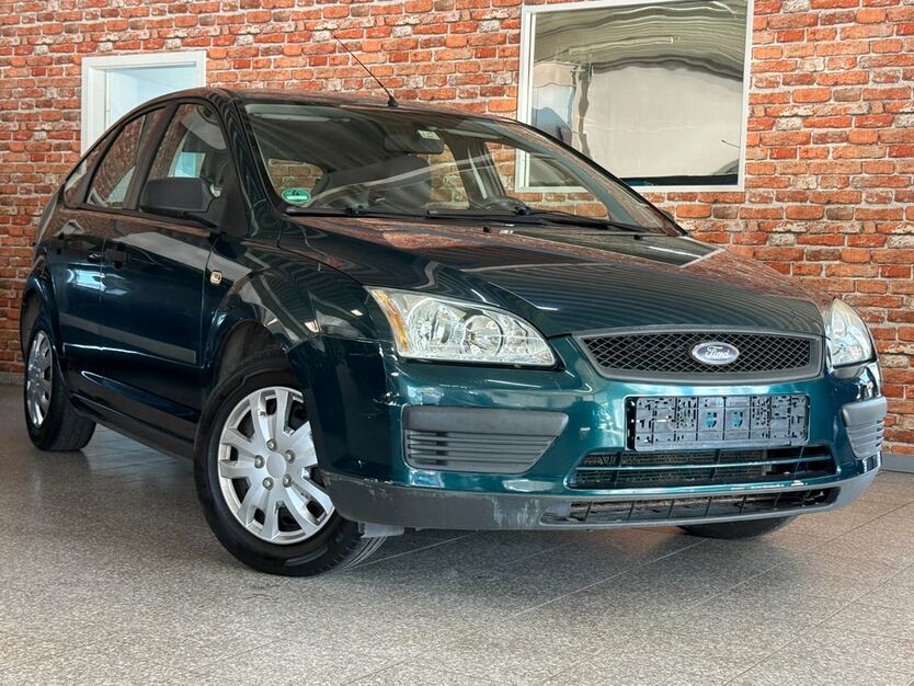Ford Focus 149.000 km 999 € Uttenhofen bei Schwäbisch Hall 74538