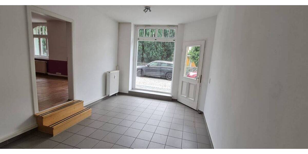 SOFORT VERFÜGBAR! Gewerbe 127m² | Denkmal-saniert | Lauflage Radeberg | 2 Parkplätze | Sep.-Raum 52m² 3 zimmer