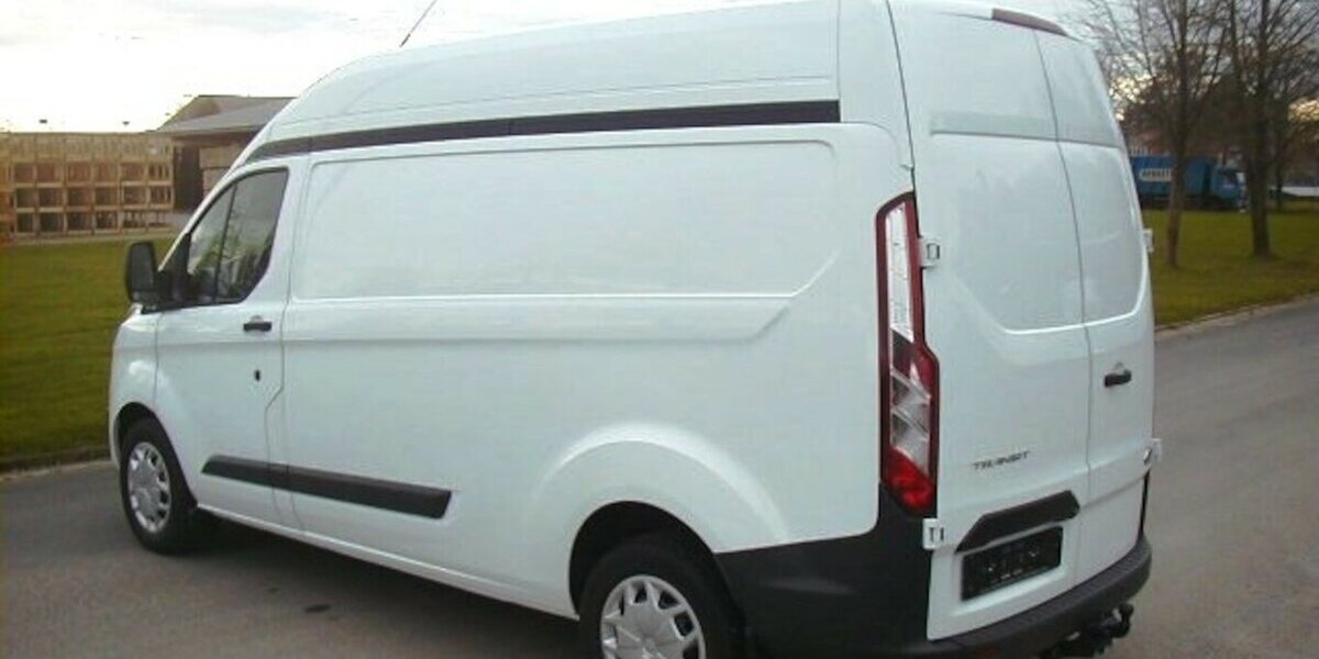 Ford Transit Custom 2.0TDCi Trend 340 L2H2-Navi-AHK-PDC 69.296 km 17.969 &euro; Wittmund 26409