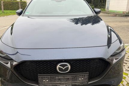 Mazda 3 149.000 km 11.990 € Friedrichshafen 88046