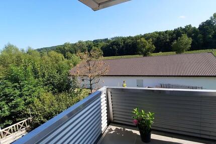 5-Zimmer Wohnung mit Balkon in Ruppichteroth-Ort 5 zimmer