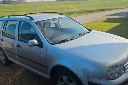 VW Golf 210.000 km 930 &euro; Hergatz 88145