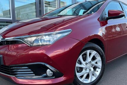 Toyota Auris 150.000 km 8.800 &euro; Köln (Ostheim) 51107