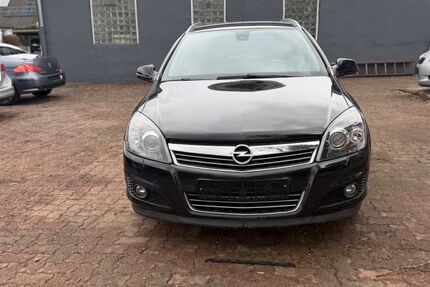 Opel Astra 180.000 km 3.399 &euro; Trappenkamp 24610