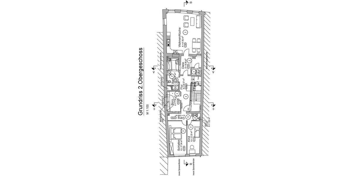 *Wunderschöner Altbau* Renovierte, großzügige Maisonettewohnung mit Dachterrasse in zentraler Lage 4 zimmer