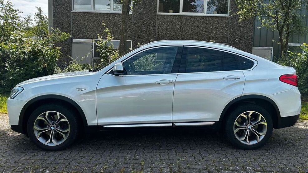 X4