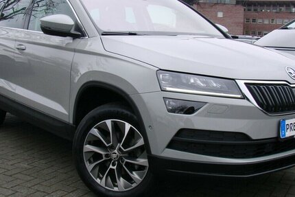 Skoda Karoq 1,5TSi Clever ACC 360° LED Pano AHK 56.303 km 24.980 &euro; Falkensee 14612