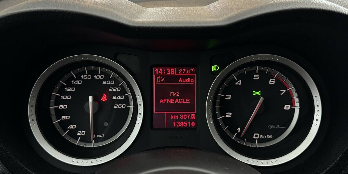 Alfa Romeo 159 1.8 TBi 16V Turismo Navi Radio 140.000 km 4.200 &euro; Lich 35423