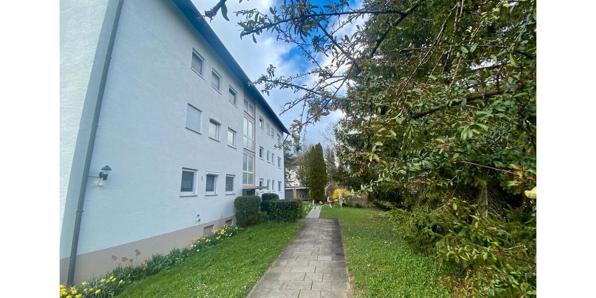 Etagenwohnung Engen - 2 Zimmer, 68 m&sup2;, 1.000&euro; | Angebot:26393631