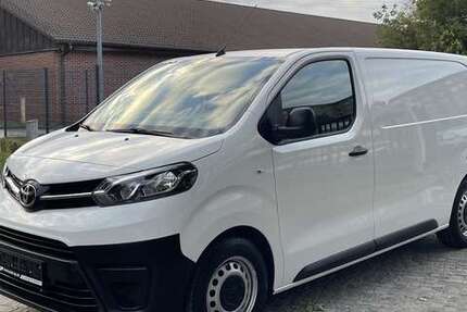 Toyota Proace 190.000 km 11.840 &euro; Berlin 12681