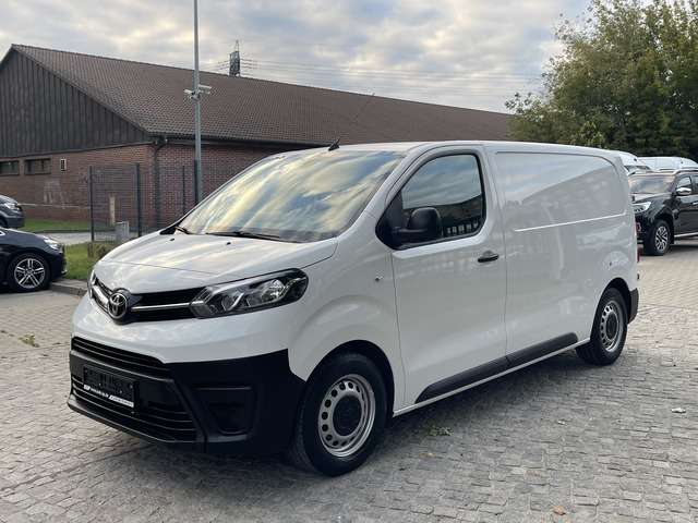 Toyota Proace 190.000 km 11.840 &euro; Berlin 12681