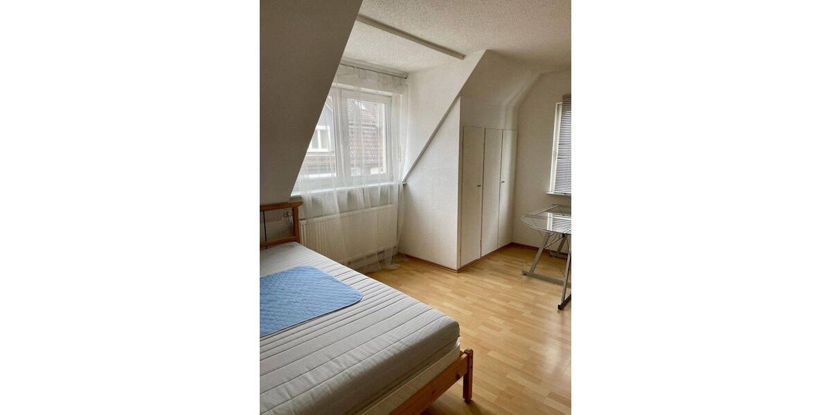 Doppelhaushälfte Villingen-Schwenningen Schwenningen - 8 Zimmer, 180 m&sup2;, 375.000&euro; | Angebot:26877563
