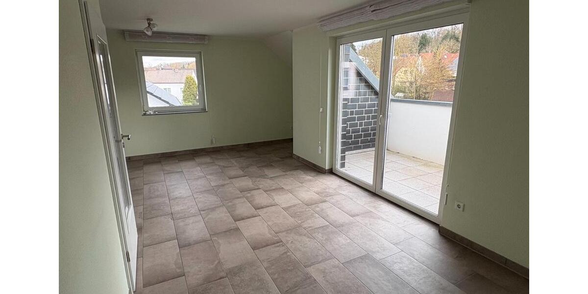Dachgeschoßwohnung Menden (Sauerland) Berkenhofskamp - 2 Zimmer, 53 m&sup2;, 690&euro; | Angebot:26040066