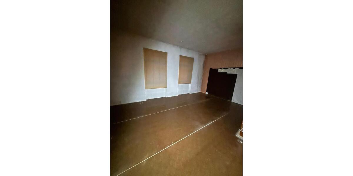 Mehrfamilienhaus, Wohnhaus Altenburg - 30 Zimmer, 1.600 m&sup2;, 200.000&euro; | Angebot:27178116