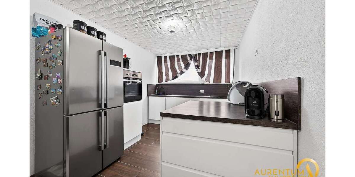 Etagenwohnung Ingolstadt Mitte - 4.5 Zimmer, 108 m&sup2;, 1.300&euro; | Angebot:27134275