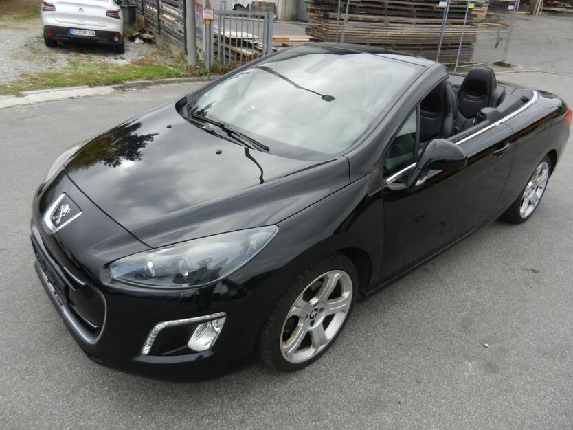 Peugeot 308 118.000 km 5.400 € Regensburg 93057