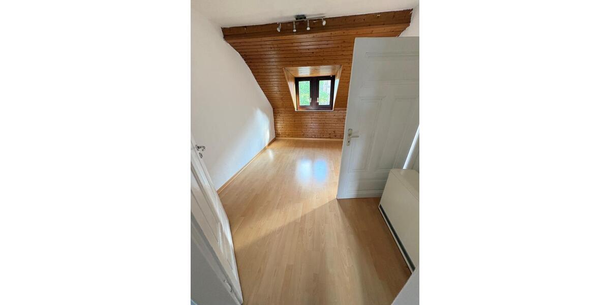 Etagenwohnung Sulzbach (Saar) - 2 Zimmer, 64 m&sup2;, 500&euro; | Angebot:26517863
