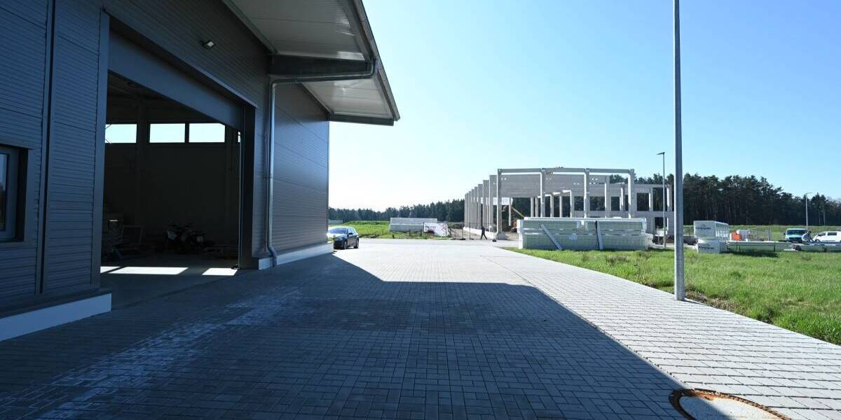 Gewerbeobjekt Burgthann Oberferrieden - 1.995&euro; | Angebot:25683136