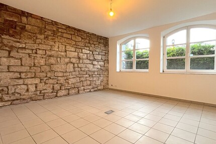 Sanierte Loftwohnung: Mit Terrasse, Stellplatz und Gartenzugang - Wohnung Muggensturm | Angebot:26675597