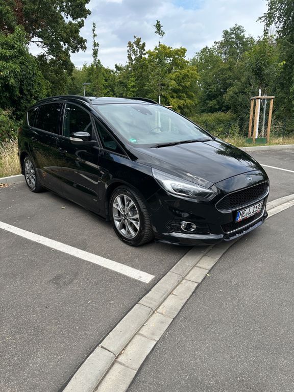S-Max
