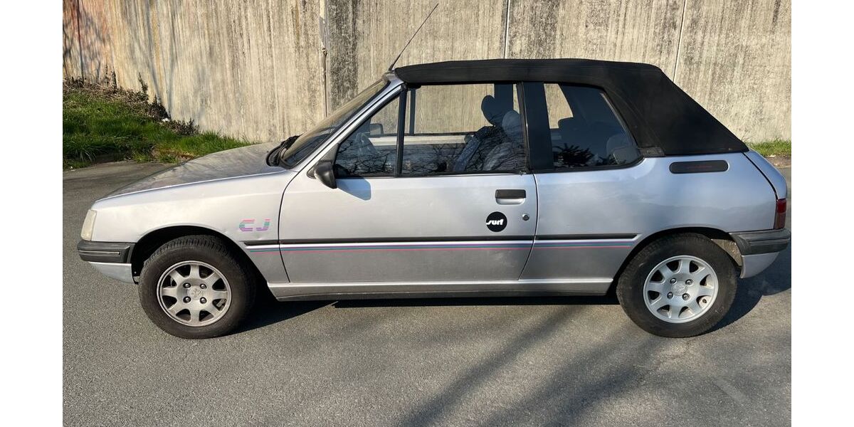 Peugeot 205 147.500 km 3.650 &euro; Frankenberg 35066