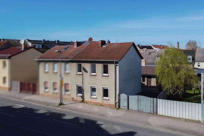 Haus zum Kaufen in Zehdenick 149.725 € 98.11 m²