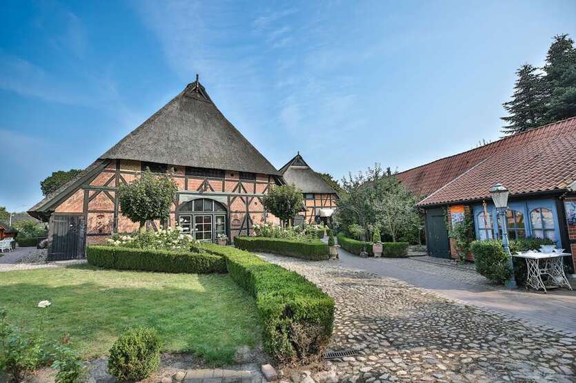 Haus zum Kaufen in Handorf 1.299.000 € 376 m²