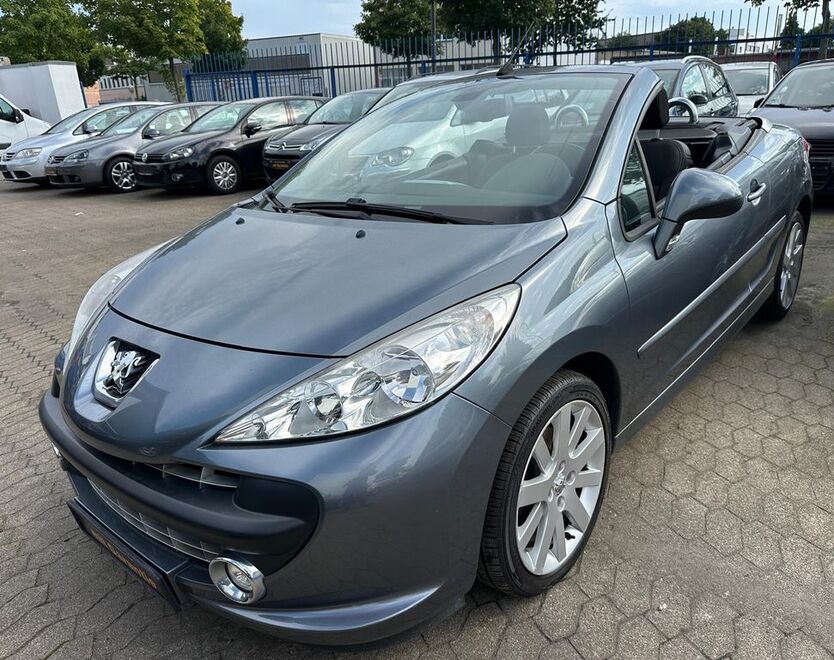 Peugeot 207 101.000 km 3.490 € Hamburg 20537